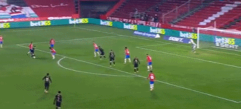 街球与职业篮球的区别