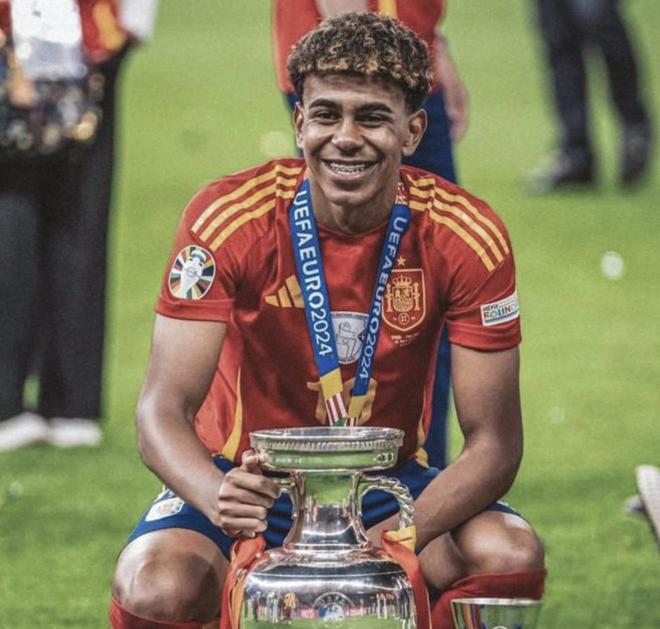 [德甲]125周年队庆之战 拜仁客场“抢”出三分