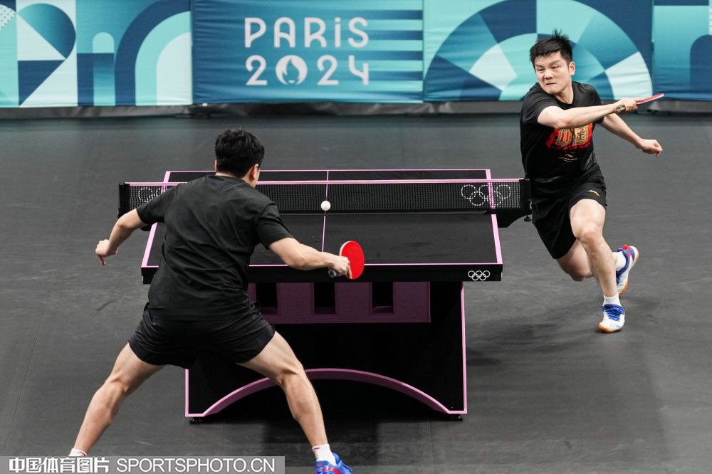 坦帕湾光芒队由于新球场选址问题，与坦帕市政府再次陷入僵局